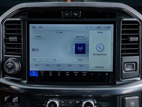 Used 2025 Ford F150 Platinum w/ FX4 Off-Road Package image 25