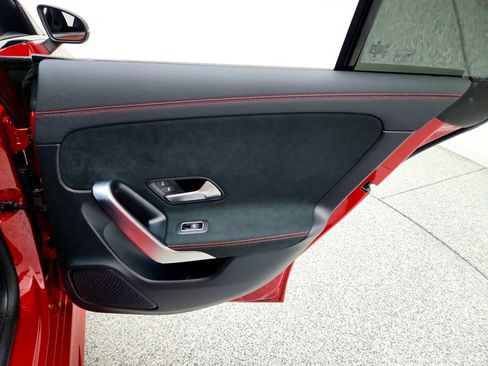 Certified 2025 Mercedes-Benz CLA 250 image 28