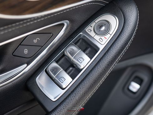 Used 2019 Mercedes-Benz C 300 Cabriolet image 26
