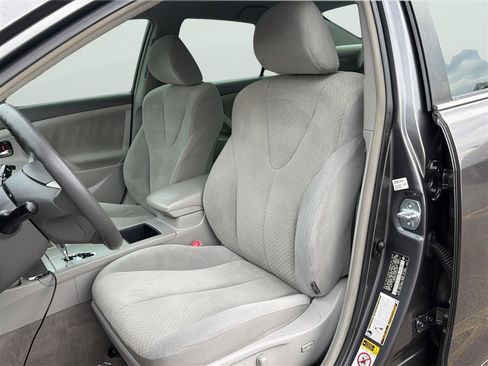 Used 2007 Toyota Camry LE FWD image 13