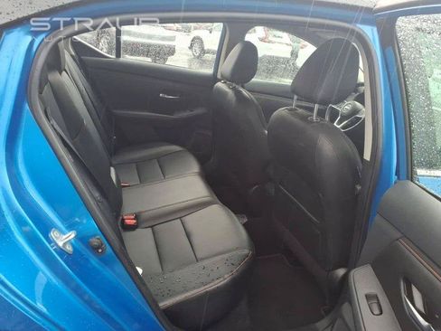 Used 2025 Nissan Sentra SR w/ SR Premium Package FWD image 22