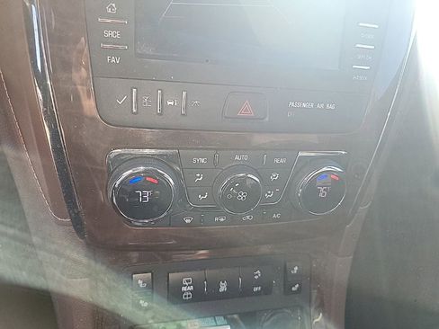 Certified 2014 Buick Enclave Leather image 23