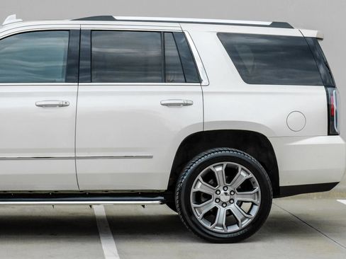 Used 2015 GMC Yukon Denali w/ Open Road Package RWD image 12