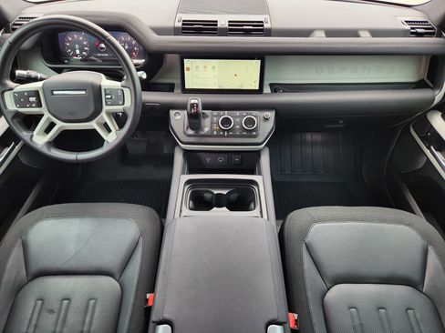 Used 2020 Land Rover Defender 110 First Edition image 25