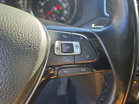 Used 2017 Volkswagen Jetta SE image 25