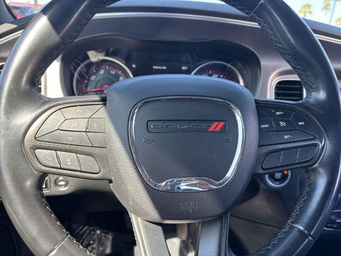 Used 2022 Dodge Charger SXT image 29