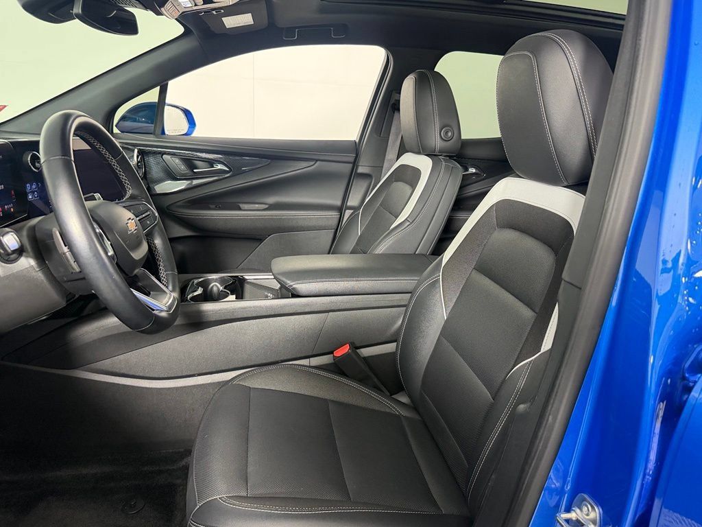Used 2024 Chevrolet Blazer EV LT AWD/4WD image 21