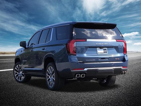New 2026 GMC Yukon Denali w/ Denali Reserve Package AWD/4WD image 21
