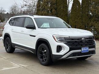 New 2026 Volkswagen Atlas Peak Edition video 1