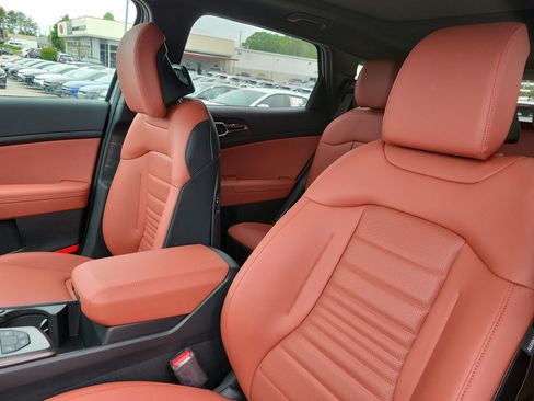 New 2026 Kia Sportage SX Prestige AWD/4WD image 17