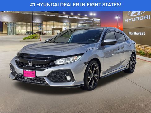Used 2018 Honda Civic Sport image 2