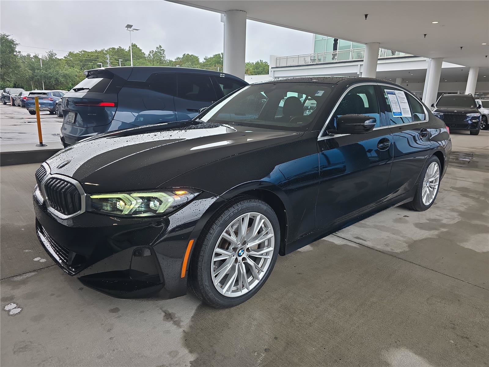 Certified 2024 BMW 330i Sedan w/ Convenience Package RWD image 6