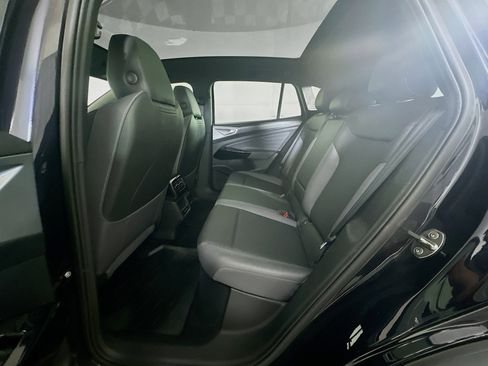 Used 2024 Volkswagen ID.4 S image 29