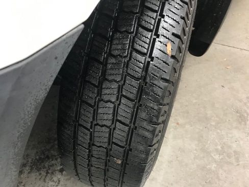 Used 2021 Mercedes-Benz Sprinter 144 Cargo image 33