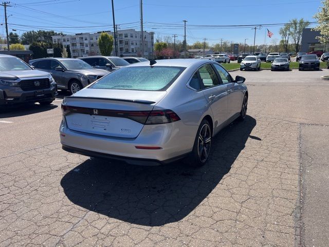 Used 2025 Honda Accord Sport image 16