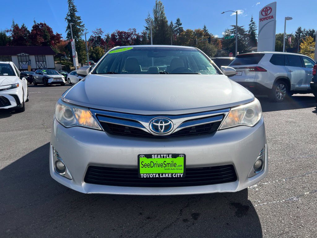 Used 2012 Toyota Camry XLE w/ Leather Pkg FWD image 2