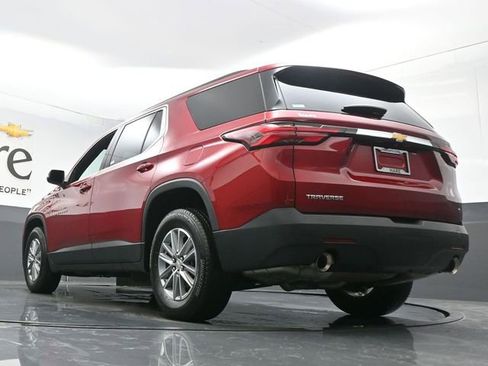 Used 2023 Chevrolet Traverse LT image 5