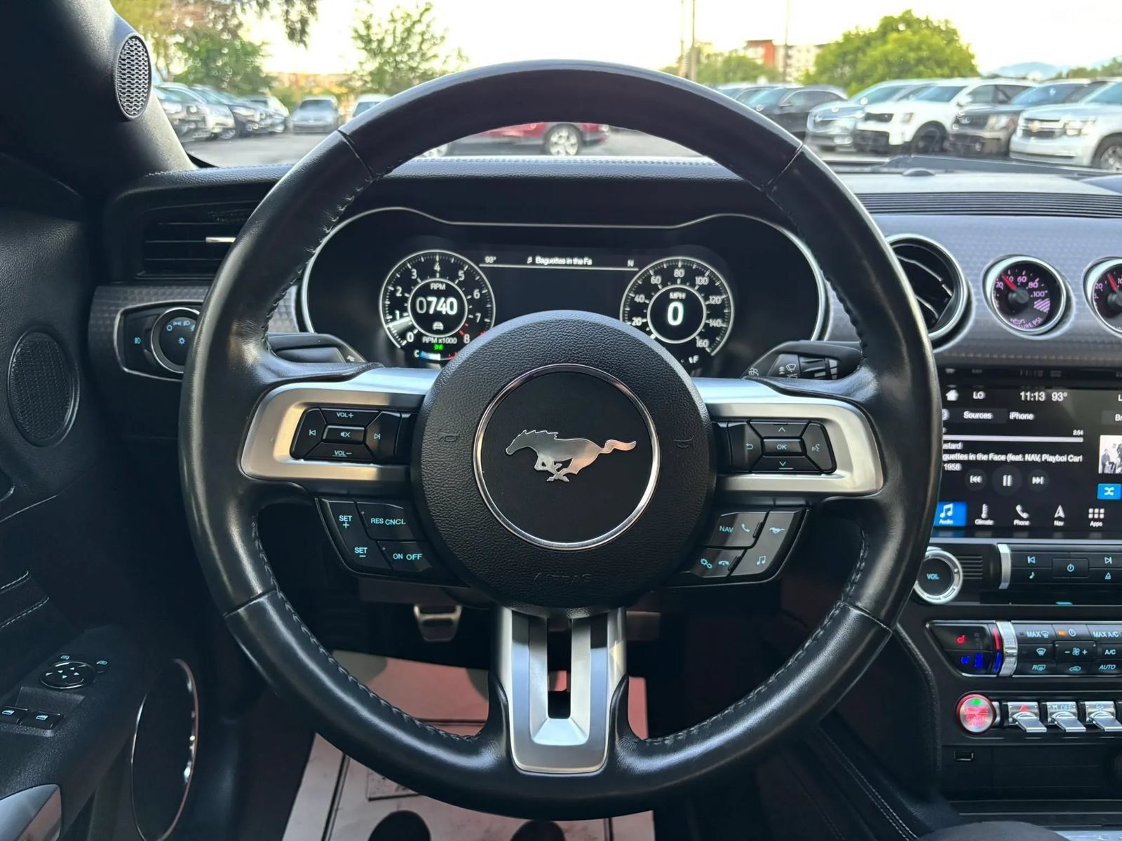 Used 2018 Ford Mustang GT Premium w/ GT Performance Package RWD image 12