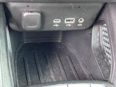 Used 2023 Chevrolet TrailBlazer LS FWD image 29