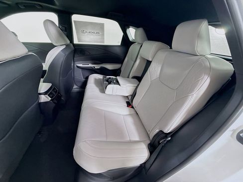 New 2026 Lexus RX 350h AWD/4WD image 17