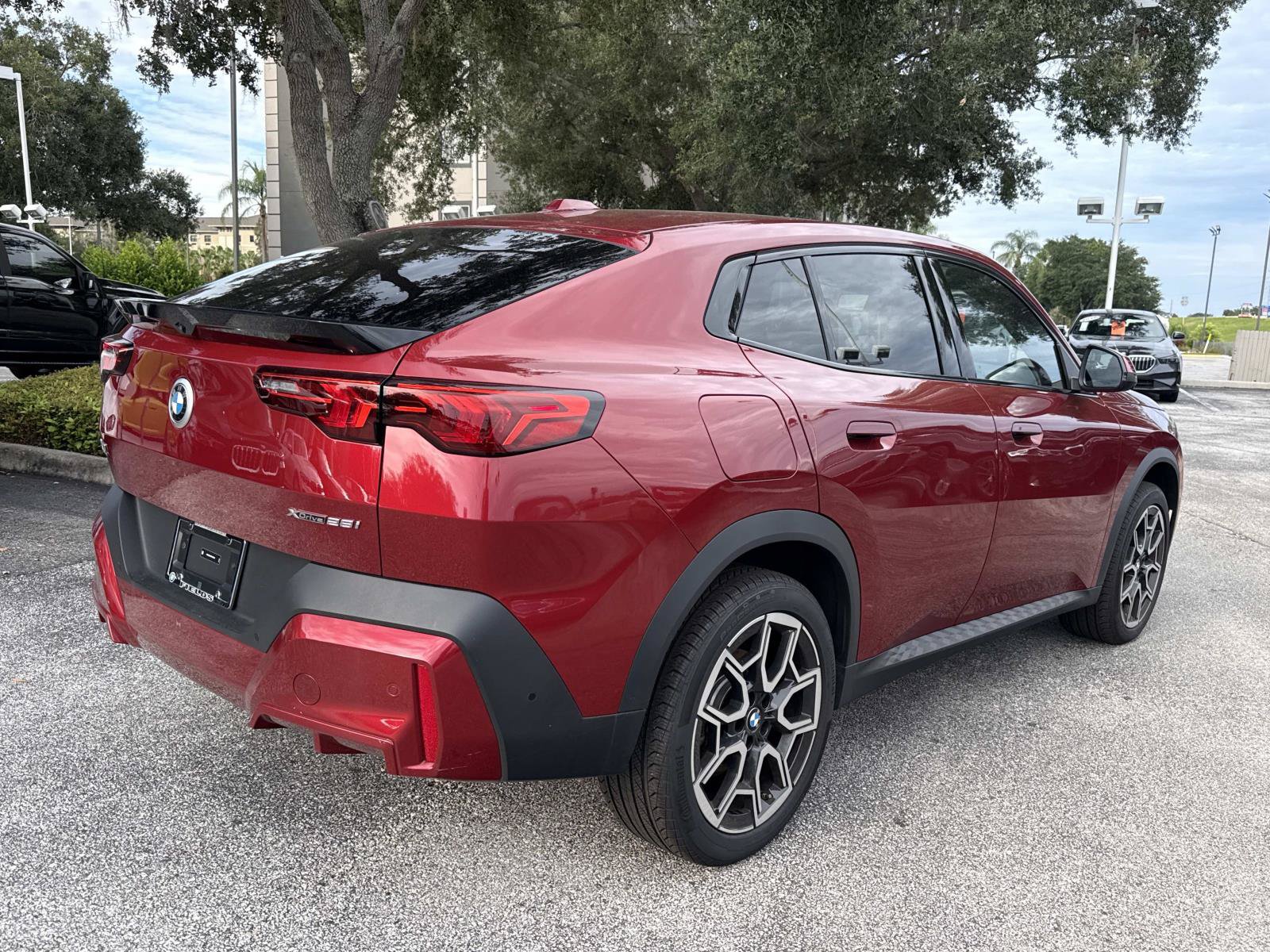 Used 2026 BMW X2 xDrive28i AWD/4WD image 4