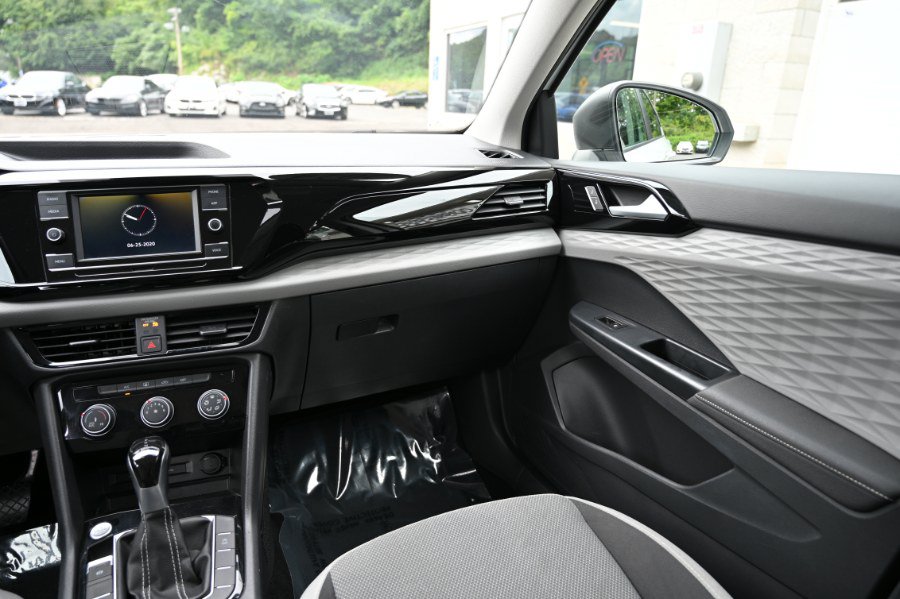 Used 2024 Volkswagen Taos S FWD image 12