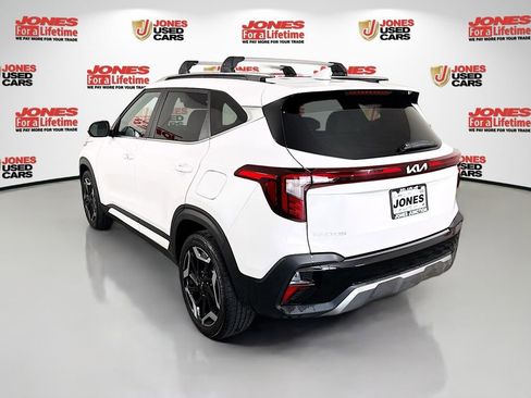 Used 2024 Kia Seltos SX AWD/4WD image 2