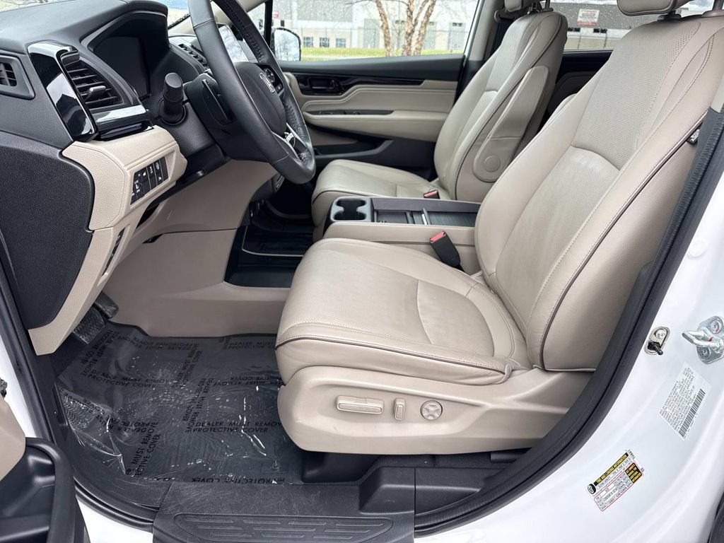 Used 2023 Honda Odyssey Elite image 24