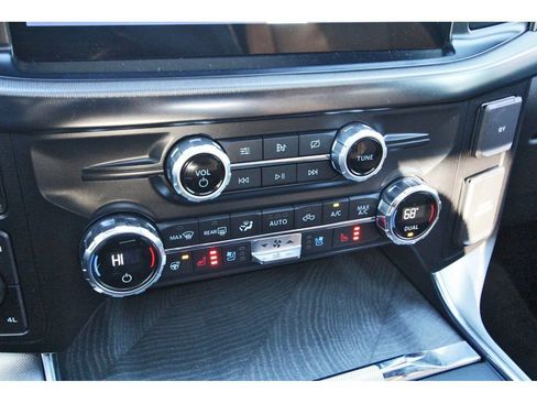 Certified 2021 Ford F150 Platinum w/ Equipment Group 701A High image 23