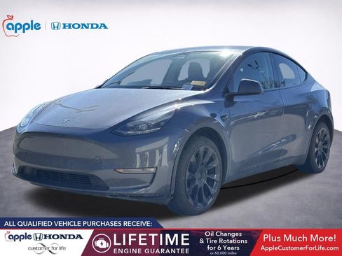 Used 2023 Tesla Model Y Long Range image 1