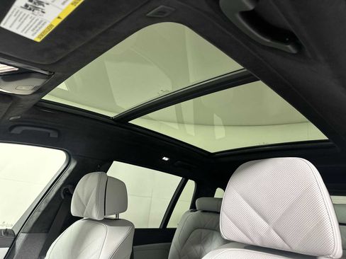 New 2026 BMW X7 xDrive40i w/ M Sport Package image 18