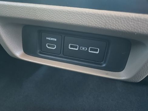Used 2024 Honda Odyssey Elite image 91