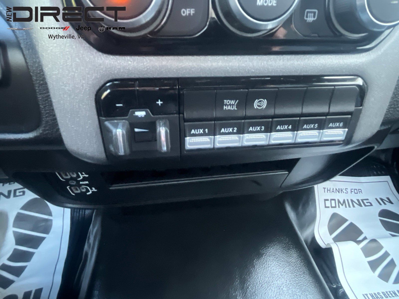 Used 2024 RAM 3500 Tradesman w/ Convenience Group AWD/4WD image 28