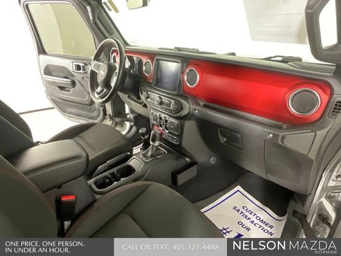 Used 2021 Jeep Gladiator Rubicon AWD/4WD image 30