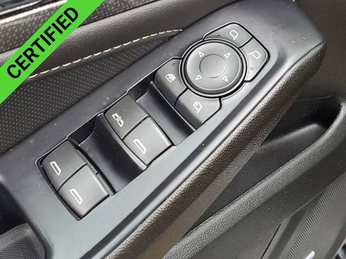 Used 2022 Chevrolet Traverse Premier w/ Redline Edition image 25