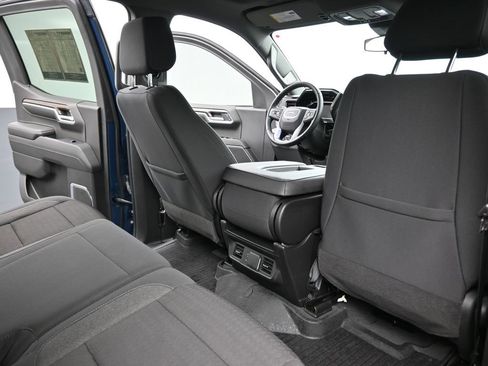 Used 2024 GMC Sierra 1500 Elevation image 25