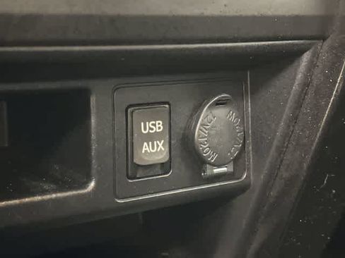 Used 2018 Toyota 4Runner TRD Off-Road AWD/4WD image 26