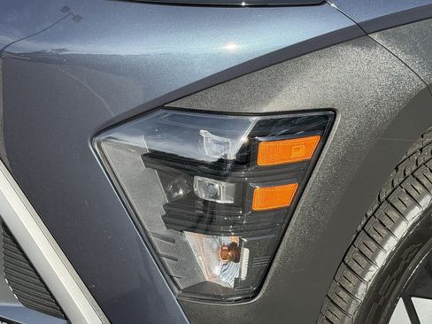 Used 2024 Hyundai Kona SEL AWD/4WD image 26
