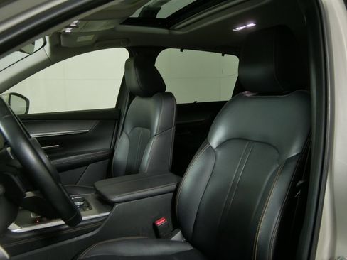 Used 2024 MAZDA CX-90 3.3 Turbo w/ Preferred Plus AWD/4WD image 14