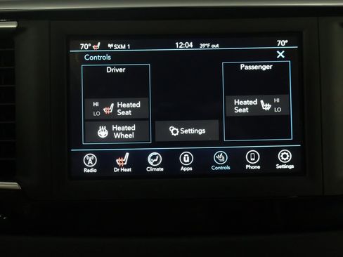 Used 2020 Chrysler Pacifica Touring-L image 45