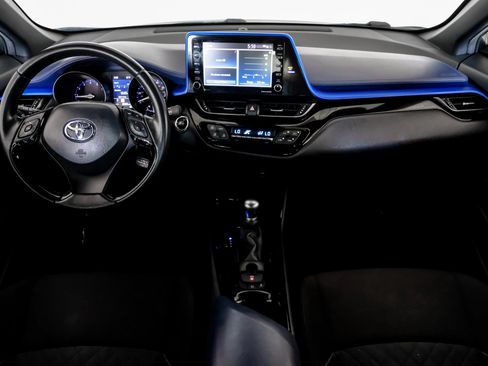Used 2021 Toyota C-HR XLE FWD image 12