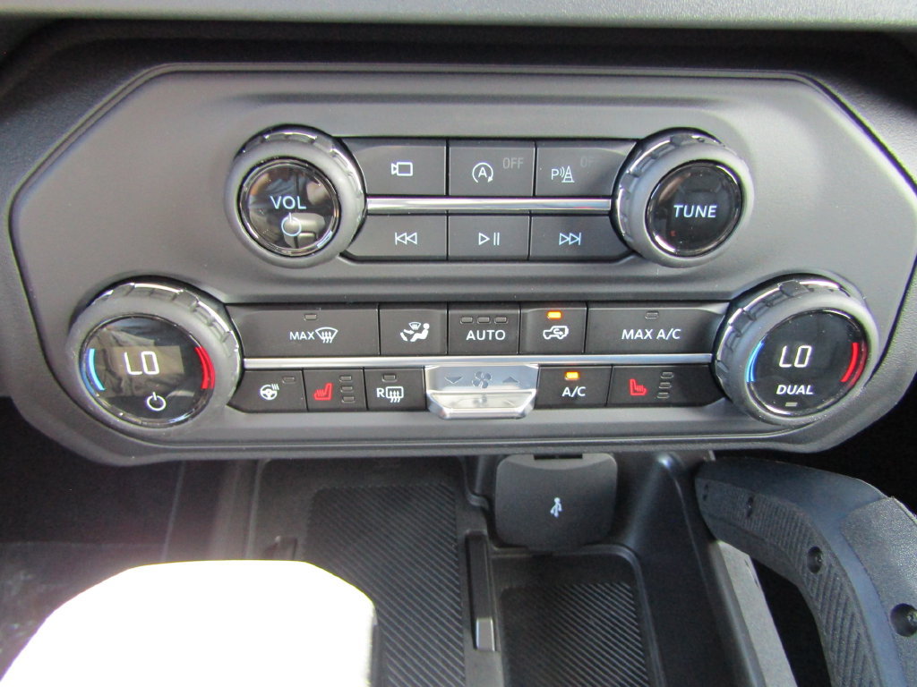 New 2026 Ford Bronco Raptor AWD/4WD image 21