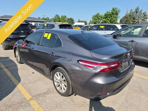 Used 2020 Toyota Camry LE FWD image 3