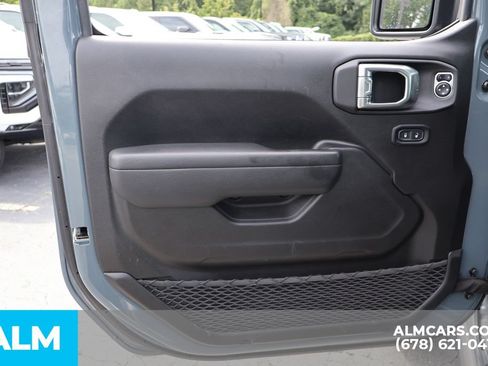 Used 2026 Jeep Gladiator Mojave AWD/4WD image 15