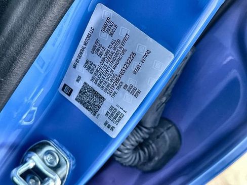 New 2025 GMC Canyon Elevation w/ Convenience Package image 35