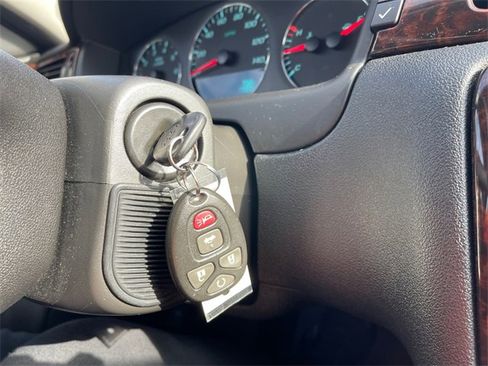 Used 2016 Chevrolet Impala LTZ image 22