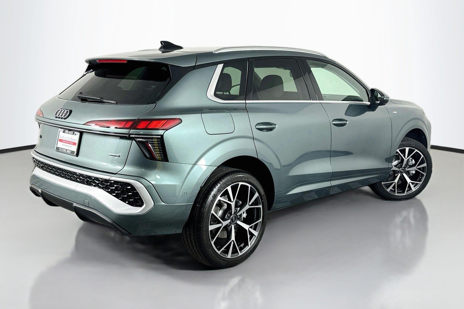 Used 2026 Audi Q3 quattro 2.0T AWD/4WD image 14