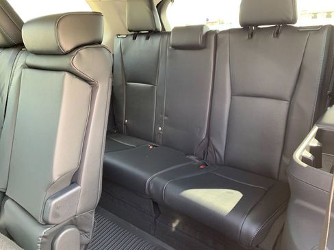 New 2026 Toyota Grand Highlander AWD Hybrid image 17