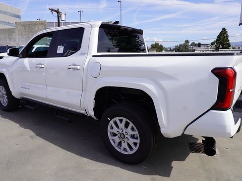 New 2026 Toyota Tacoma SR5 RWD image 6