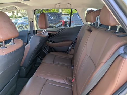 Certified 2022 Subaru Outback Touring XT image 15